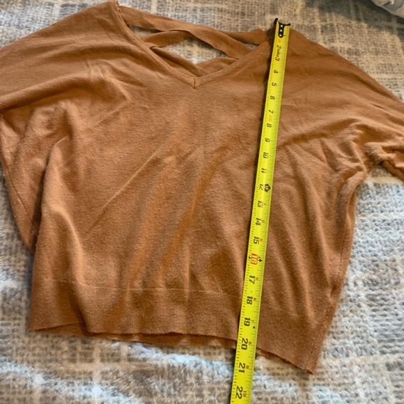 crisscross back brown long sleeve - Picture 3 of 8